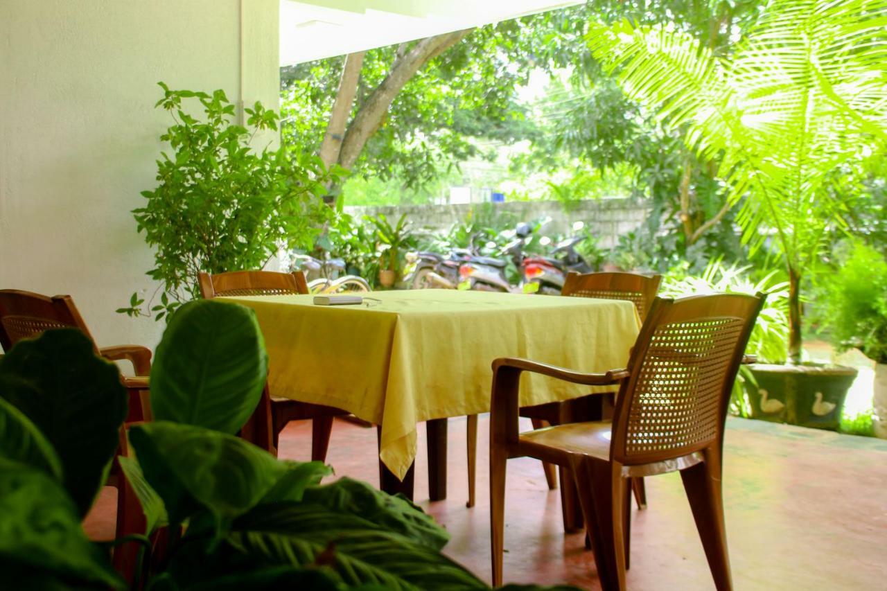 Molino Tourist Rest Anuradhapura Hotel Екстериор снимка