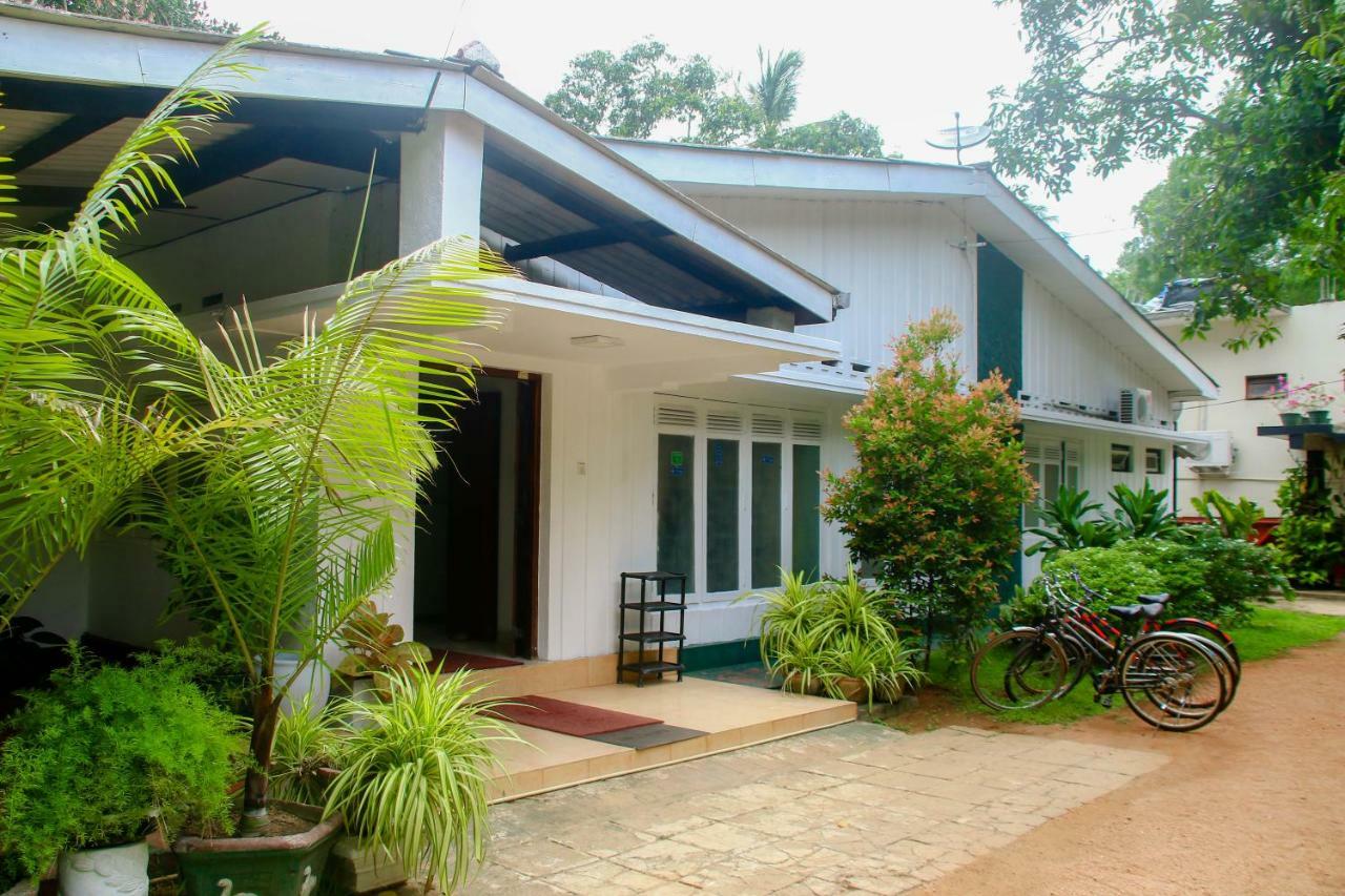 Molino Tourist Rest Anuradhapura Hotel Екстериор снимка
